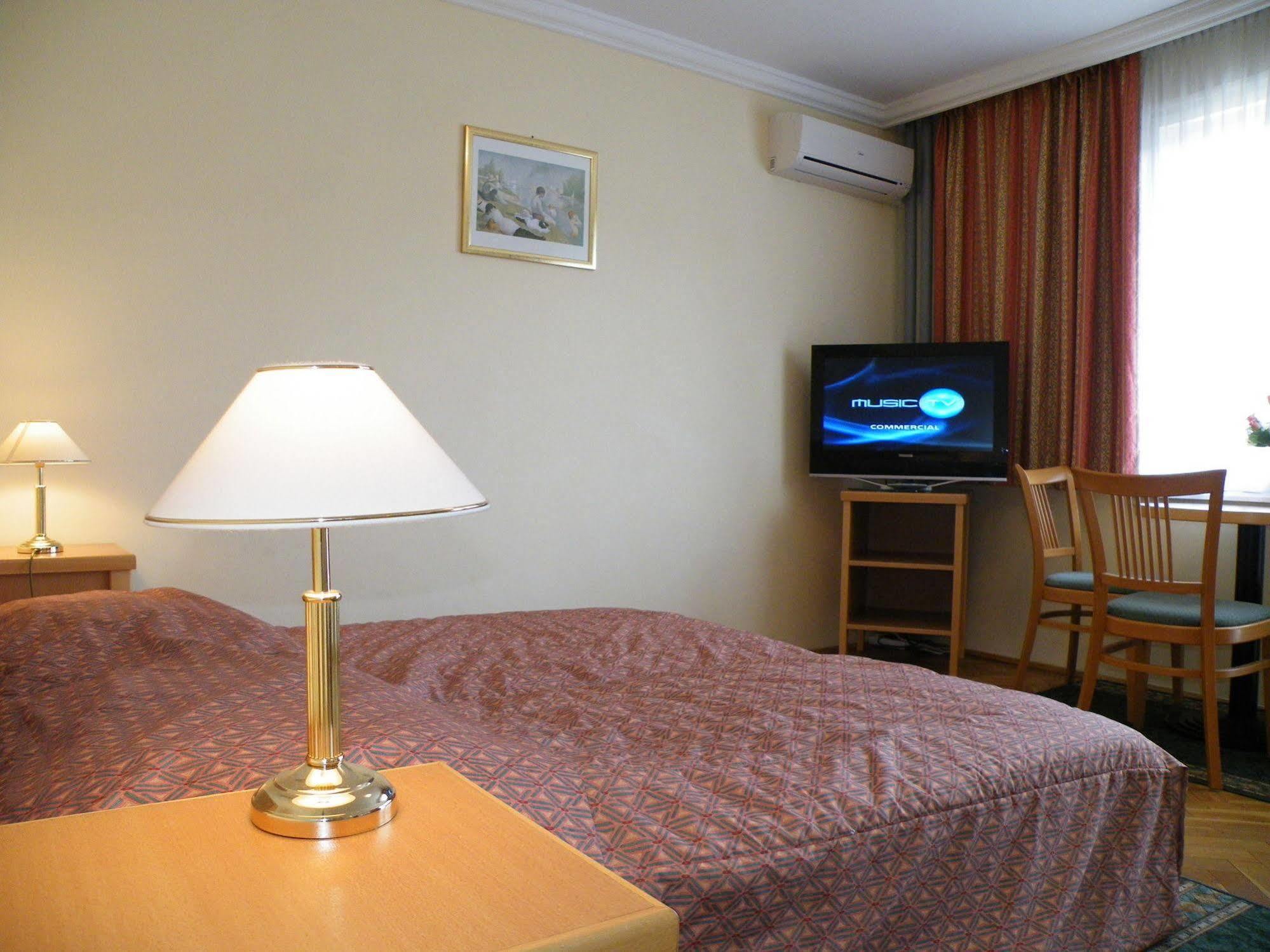 Apartment Buda Budapest Bagian luar foto